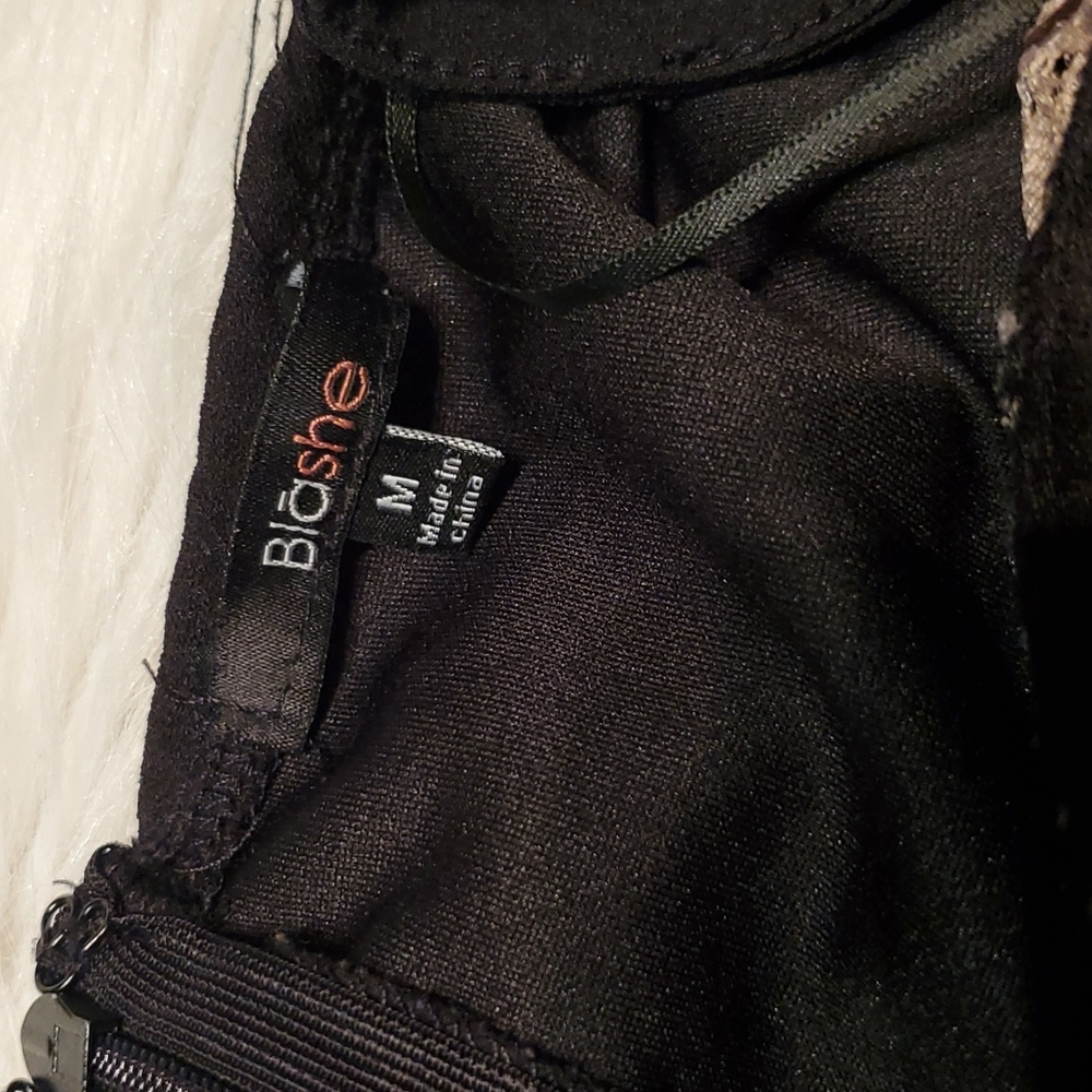 Elegant Black and Beige Lace Jumpsuit - Picture 6 of 6